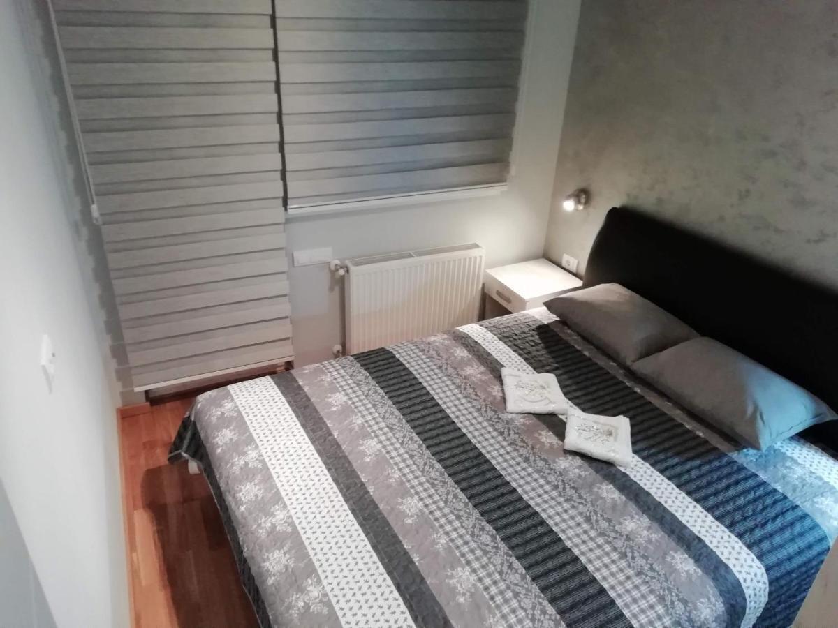 Elena Lux Apartment Užice Екстериор снимка