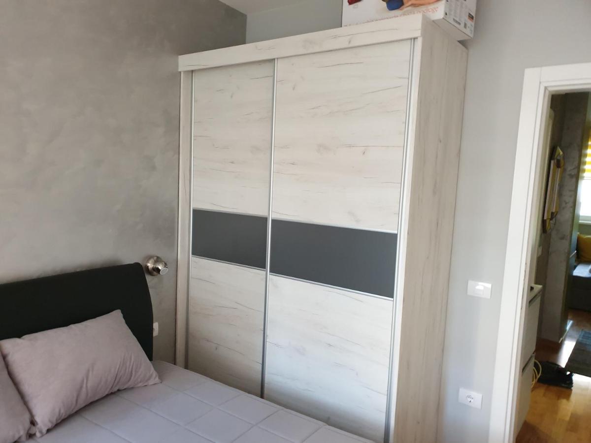 Elena Lux Apartment Užice Екстериор снимка